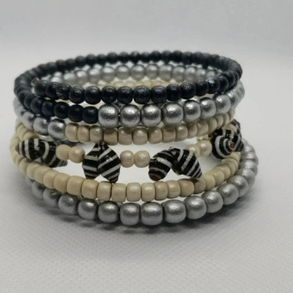 Boho Beaded Wrap Bracelet Stackable Black Silver Cream Zebra Accent - Picture 4 of 4